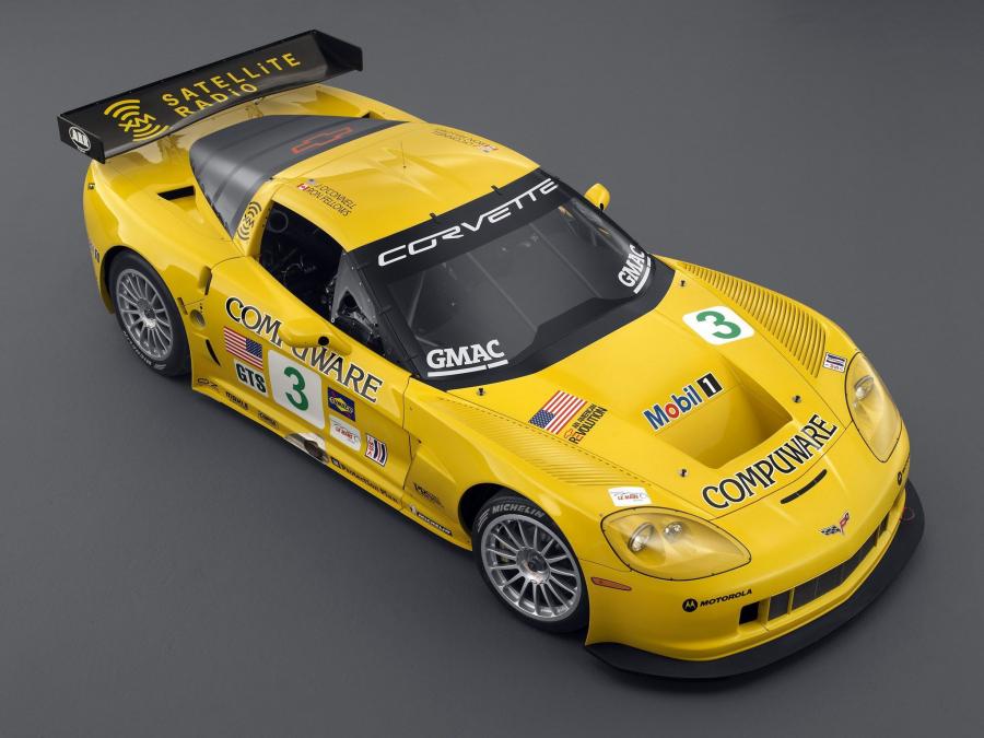  Chevrolet Corvette C6.R GT1 2005 года  (фото 15 из 16)